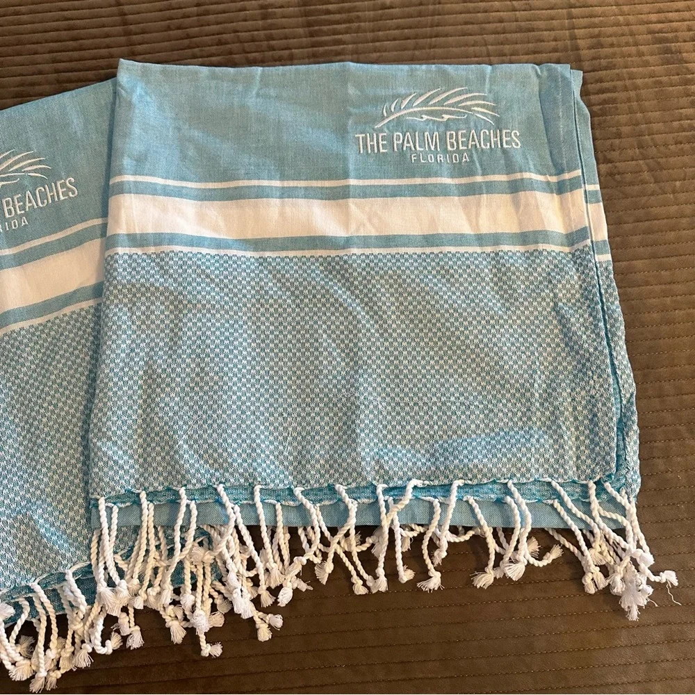 The Palm Beaches Florida Blue White Cotton Towel Set